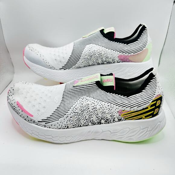 Size 9 - New Balance Fresh Foam X 1080 White Vibrant Green 2022 - W1080SLM - Picture 3 of 8